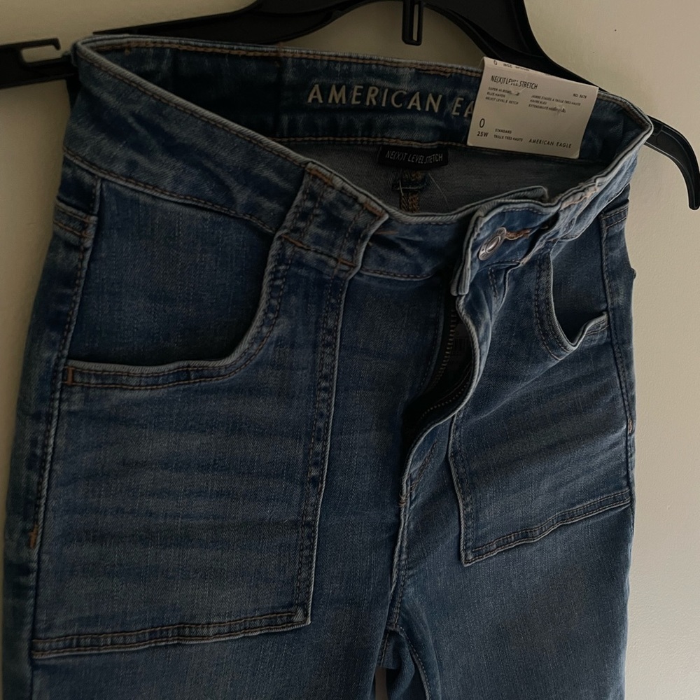 AMERICAN EAGLE FLARE JEANS SIZE 0